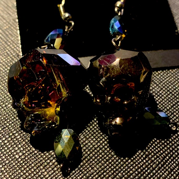 EARRINGS - Picture 2 of 6